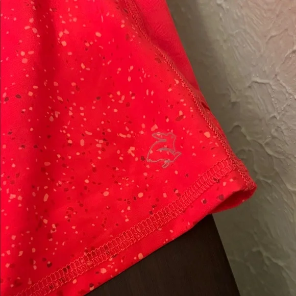 Rabbit Running XS Red Sports Bra and Shorts Set - Picture 5 of 9